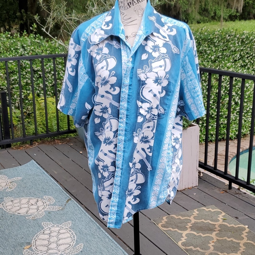 Hawaiian shirt